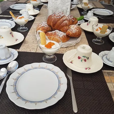 Nocleg ze śniadaniem La Casetta Giugliano In Campania